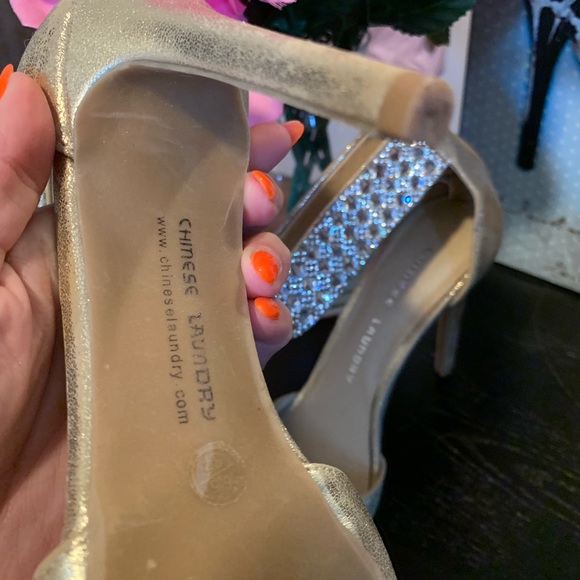 Gold/Rhinestone Chinese Laundry Sandals - Picture 5 of 5